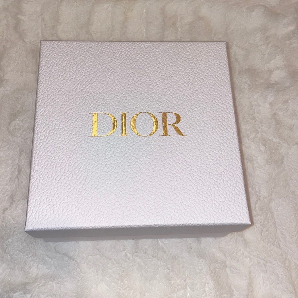 Dior Box